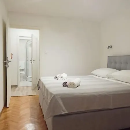 Apartman Dali Apartamento